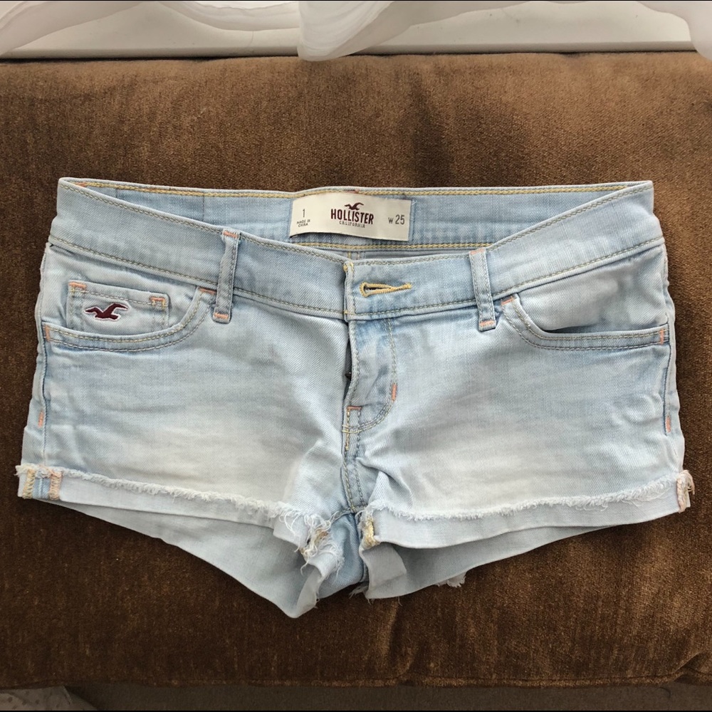 Hollister light wash blue denim shorts
